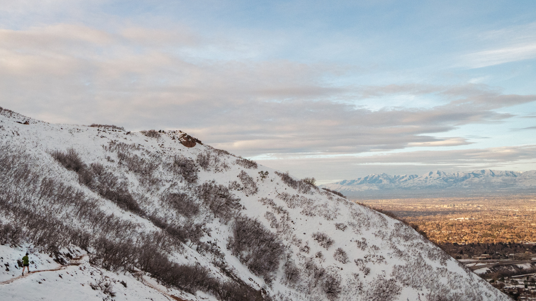 A lone runner on the Bonneville Shoreline Trail in Wuru gear